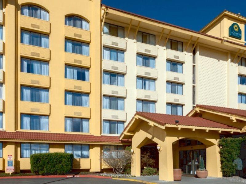 La Quinta By Wyndham Seattle Sea-Tac Airport Otel SeaTac Dış mekan fotoğraf